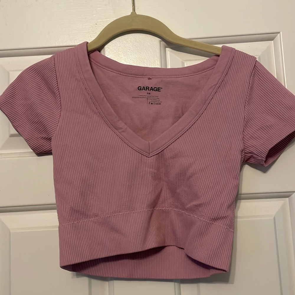 Garage. Short sleeve cropped V-neck. Size small. Dusty pink. worn once.